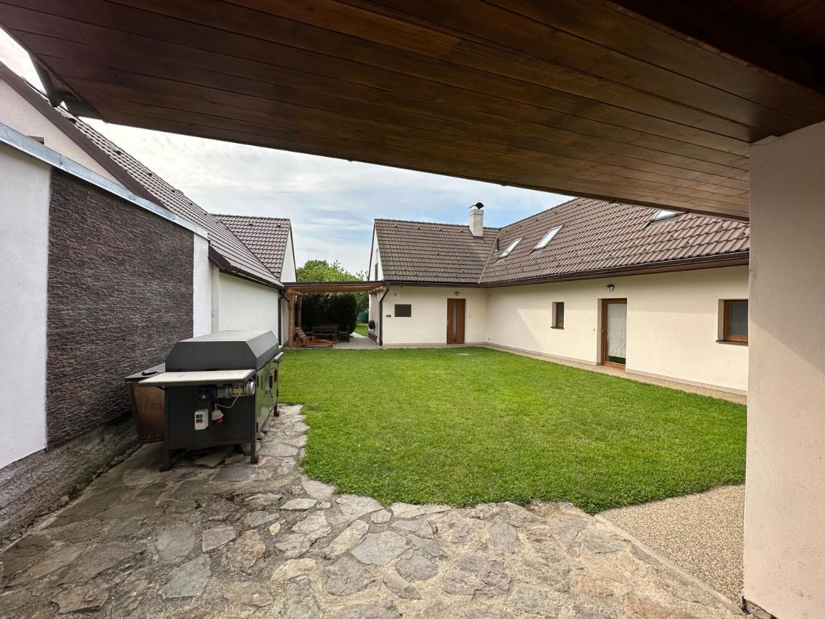 U Nas Na Chalupe Villa Borovany  Eksteriør bilde
